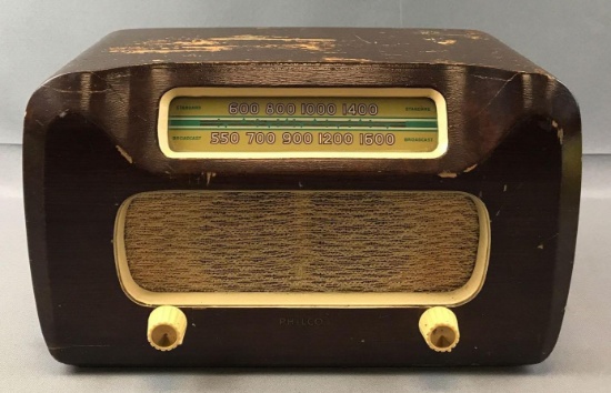 Vintage Philco Radio