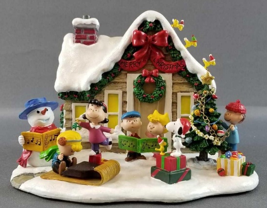 The Peanuts Christmas Cottage by Danbury Mint