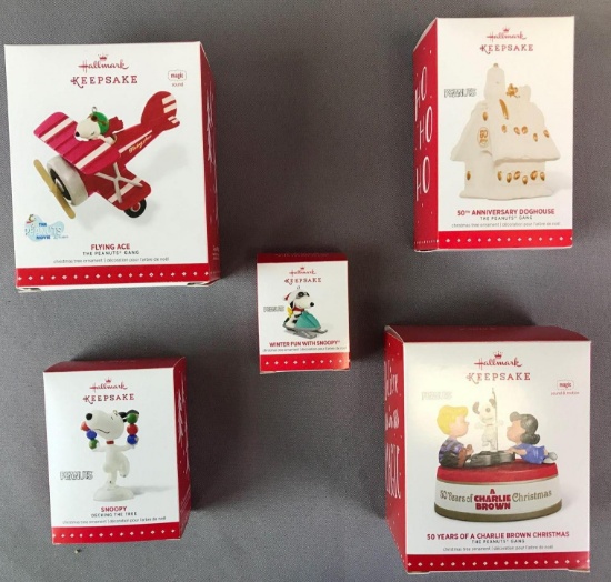 Group of 5 Peanuts Keepsake ornaments