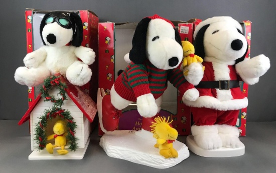 Group of 3 Santas Best Peanuts Holiday Animation with original packaging