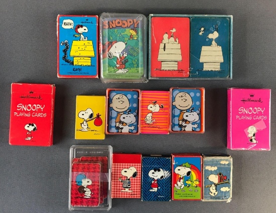 Peanuts Group of 10+ Cards