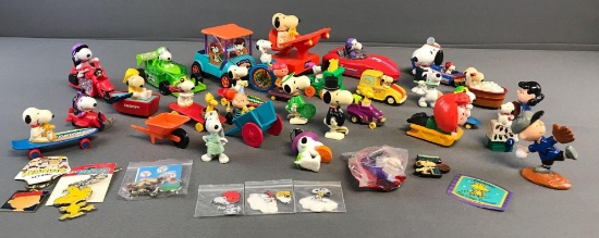 Peanuts Group of 30+ Toys