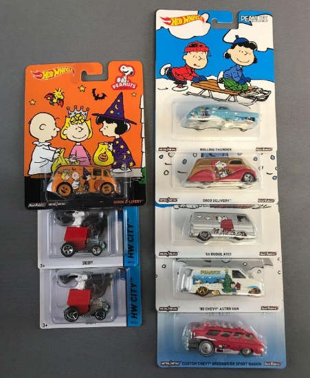 Peanuts Group of 8 Hot Wheels