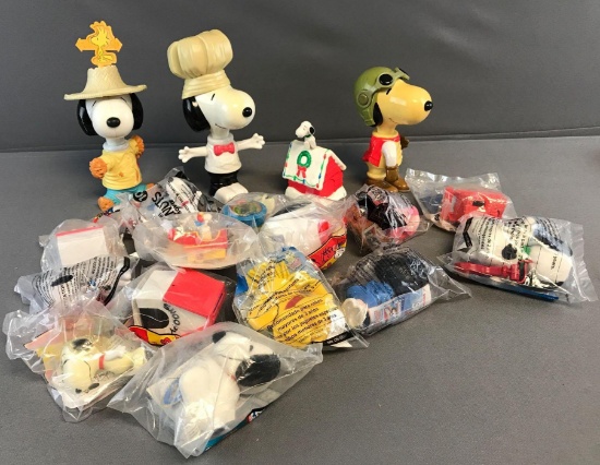 Peanuts Fast Food Restaurant Toys
