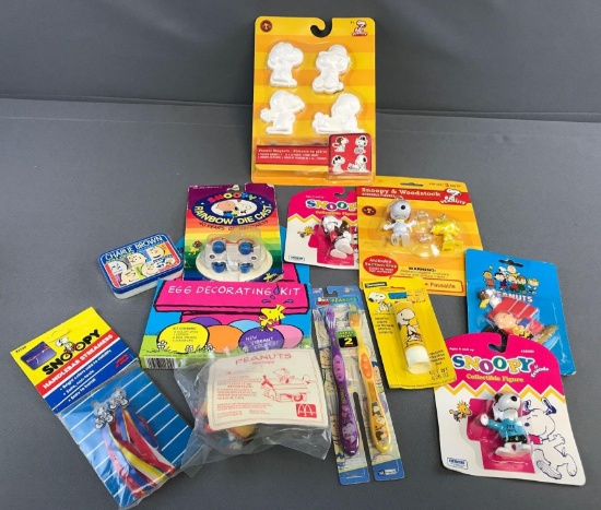Peanuts Group of 10 Plus Miscellaneous Items