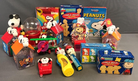 Peanuts Group of 10 Plus Miscellaneous Items