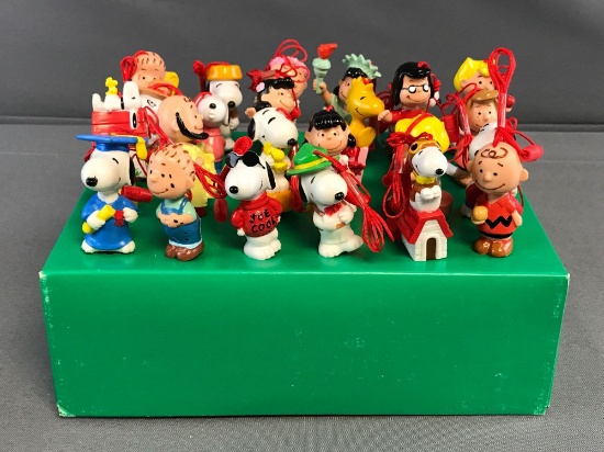 Peanuts Group of 24 Pens on Lanyards