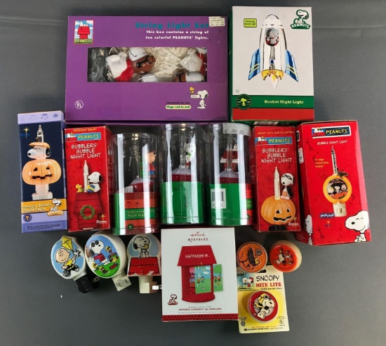 Peanuts group of 10 Plus Miscellaneous Items