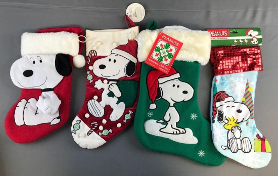 Peanuts Group of 15 Plus Christmas Items