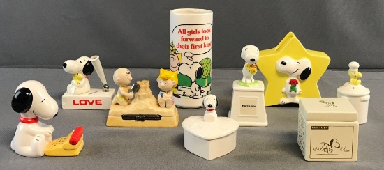 Peanuts Group of 9 Miscellaneous Items