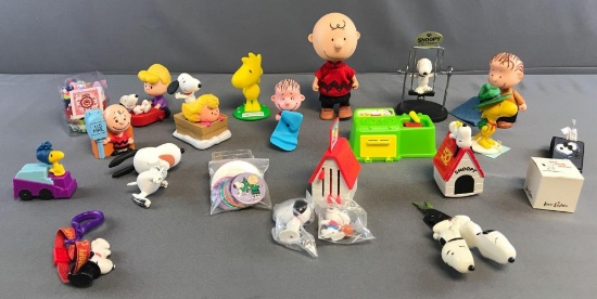 Peanuts Group of 10 Plus Miscellaneous Items