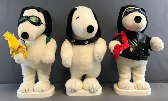 Peanuts Group of 3 Animated Snoopys