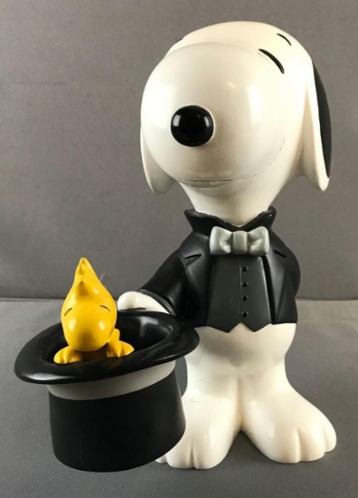 Peanuts Snoopy As Magician Bank