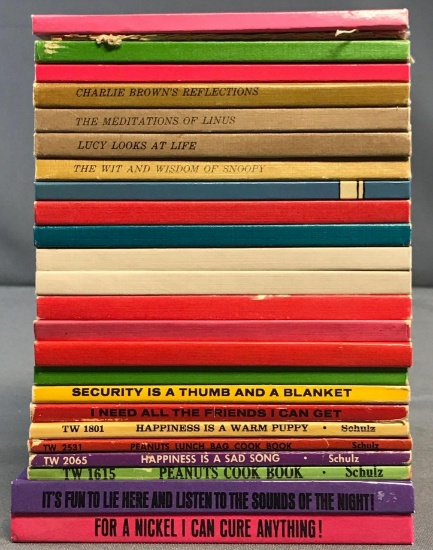 Peanuts Group of 20 Plus Books
