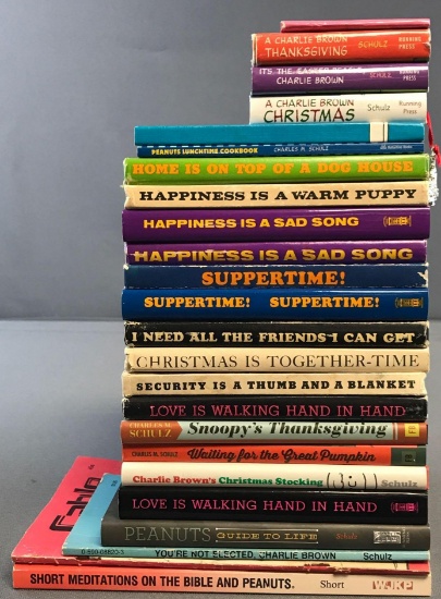 Peanuts Group of 20 Plus Books