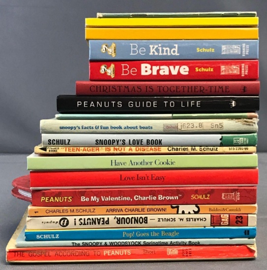 Peanuts Group of 10 Plus Books