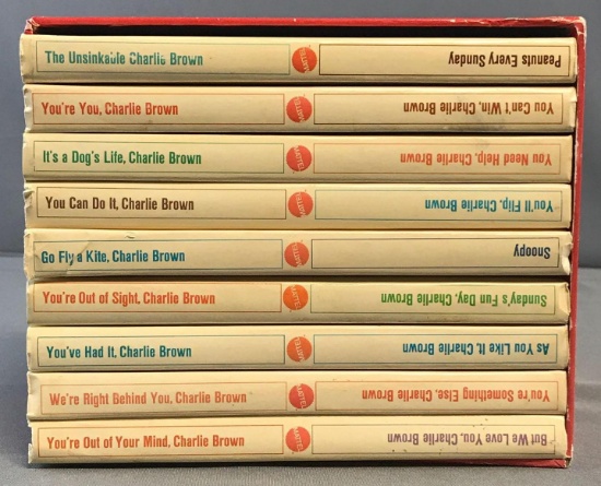 Peanuts Group of 8 Book Box Set
