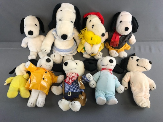 Group of 9 Plush Peanuts Toys