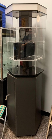 Plexiglass Lazy Susan showcase with base