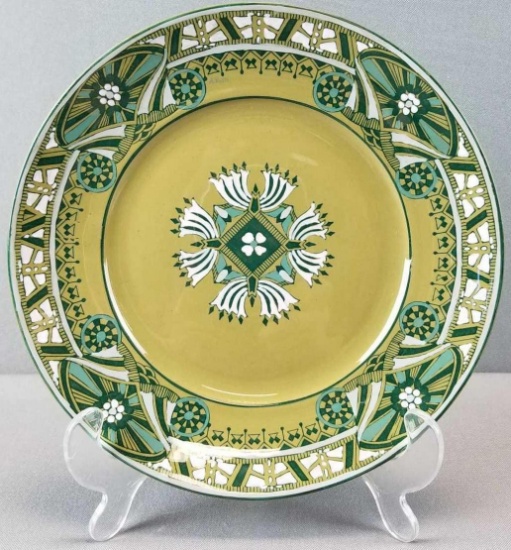 Antique Buffalo Pottery Emerald deldare ware plate