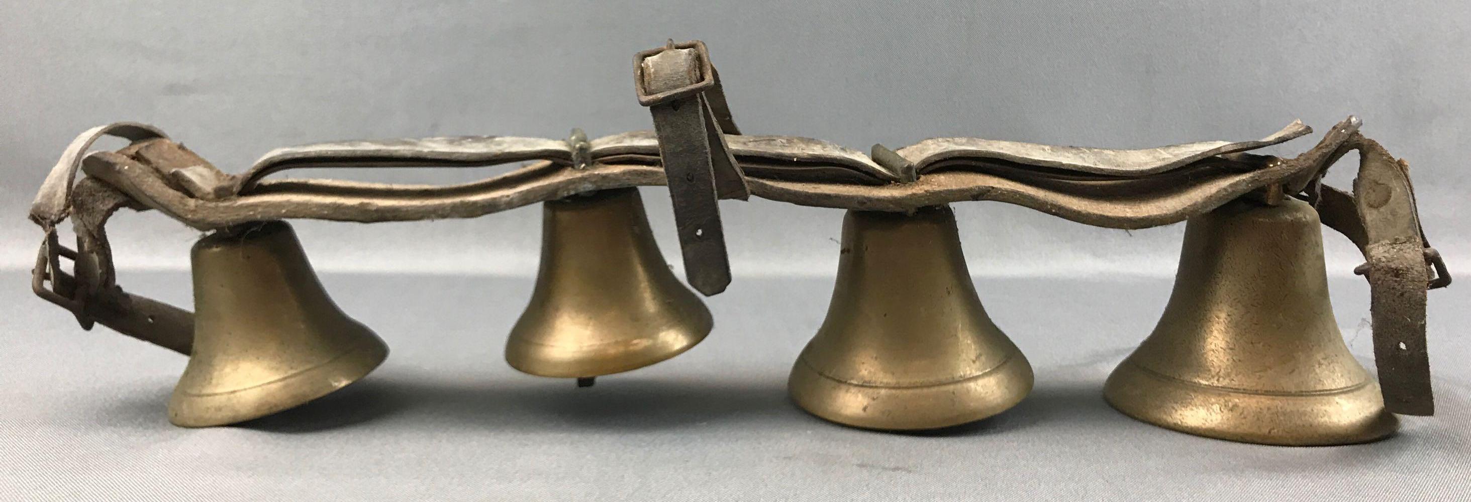 Antique brass handbell bell - Antique weapons, collectibles, silver, icons,  bronze, swords, daggers..