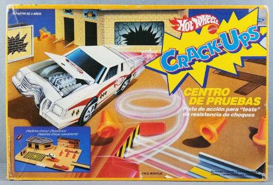 Hot Wheels Mexico Issue Crack-Ups play set
