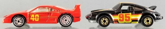 Group of 2 Hot Wheels die cast vehicles
