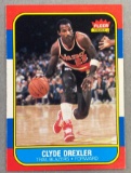1986 Fleer Clyde Drexler #26 Rookie Basketball Card