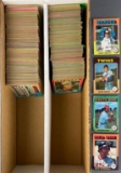 Group of 1975 Topps Commons Baseball Trading Cards