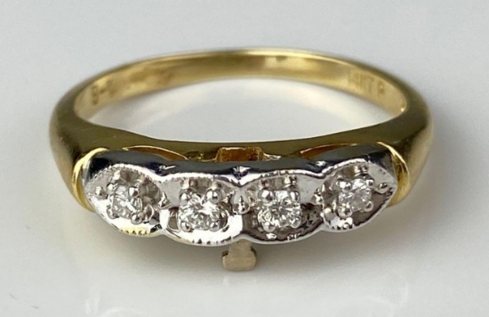 Exquisite 14K Gold Diamond Ring