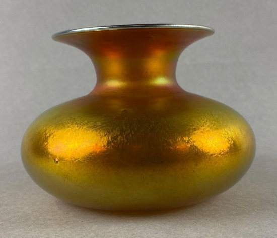 Antique Quezel Gold Iridescent Art Glass Vase