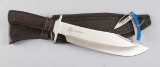 Two Smith & Wesson Knives in new condition to include: Large Smith & Wesson, Texas Hold 'Em Bowie Kn