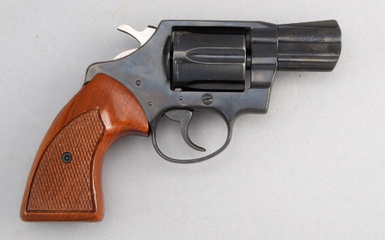 Nice Snub Nose Colt, Detective Special, Double Action Revolver, .38 SPEC caliber, SN M25086, desirab