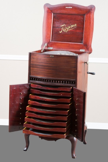 Beautiful, antique mahogany case, Regina Double Cone Music Box, circa 1900-1910, plays 15 1/2" metal