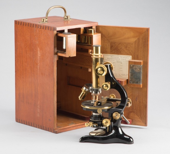 Vintage, extremely high quality Cased Microscope, made in Germany, marked "E. Leitz Wetzlar, London,