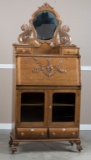 Beautiful antique, quarter sawn oak Drop Front Desk, circa 1900-1910.  These desks were nick named t