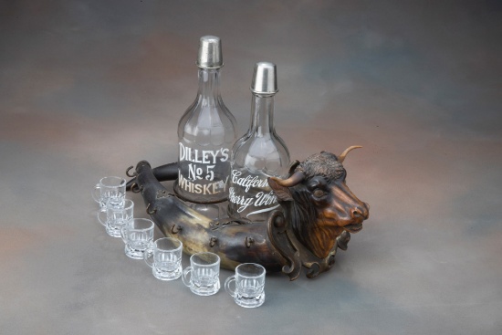Rare and most unusual antique Steer Horn Whiskey Caddy, circa 1890s, with double Decanters that have