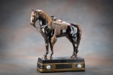 Very collectible, vintage Horse Radio, circa 1940s, in excellent original finish and condition with