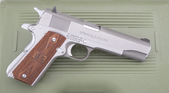 Like new Springfield Armory, Model 1911-A1, Auto Pistol, .45 ACP caliber, SN WW90708, 5" barrel, sta