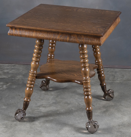 Beautiful antique quarter sawn oak, Lamp Table, circa 1900, with Tiffany style round glass ball and