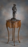 Antique quarter sawn oak Lamp Stand, circa 1900-1910 with serpentine skirt, cabriole legs and 16