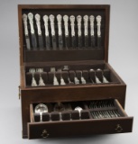 Wooden cased set of beautiful sterling silver Flatware by Reed & Barton, Francis I, place setting fo
