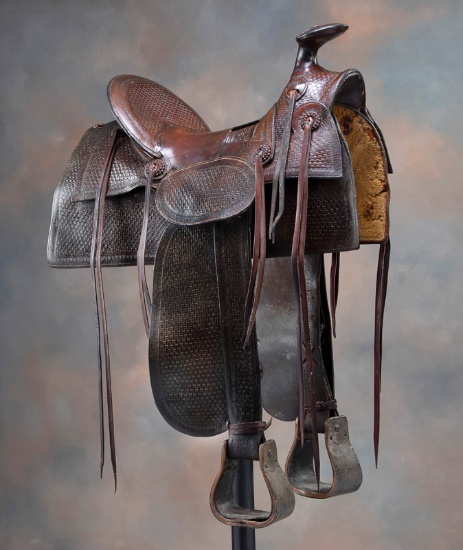 Fine early loop seat Saddle on Main & Winchester Tree, nicely tooled with square skirt, 4" cantle, 1