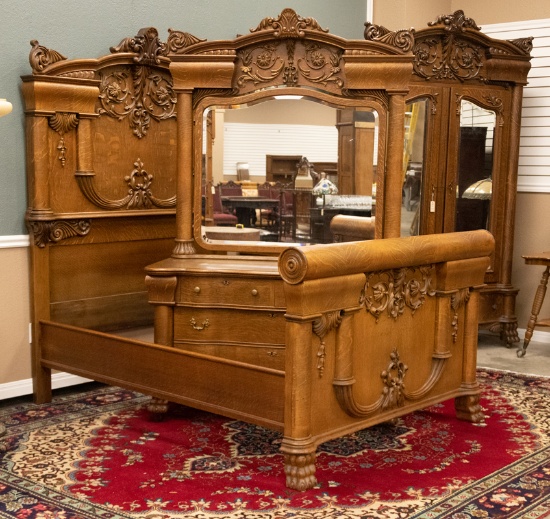 Fabulous antique, two piece quarter sawn oak Bedroom Set, circa 1910, attributed to "Karges Furnitur