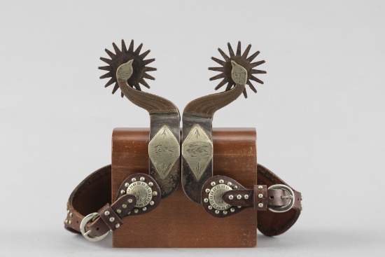 Pair of "Carl Hall" marked single mounted goose head Spurs with engraved diamond on heel bands and e