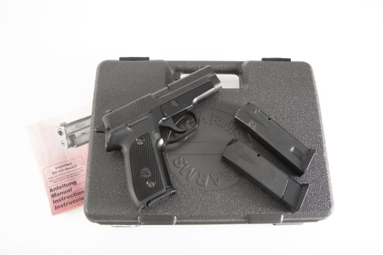 Cased Sig Sauer, Model P 228, Semi-Auto Pistol, 9 mm caliber, SN B147287, matte finish, 4" barrel, e