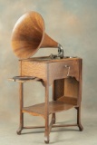 Rare Victor, #25, School House Victrola in beautiful matched quarter sawn oak case in near pristine