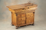 Unique quarter sawn oak Doctor's Examination Table with adjustable top, circa 1900-1910. Table has f