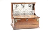 Antique quarter sawn oak Tantalus (portable Liquor Case), circa 1890-1910, in original finish with t
