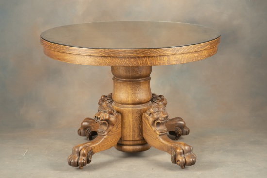 Antique quarter sawn oak Dining Table, circa 1900s, with lion head and claw foot base, 43" Dia. x 28